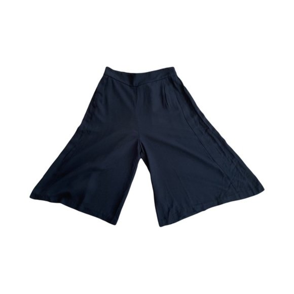 Black Designer Gauchos with Pockets - Picture 2 of 9